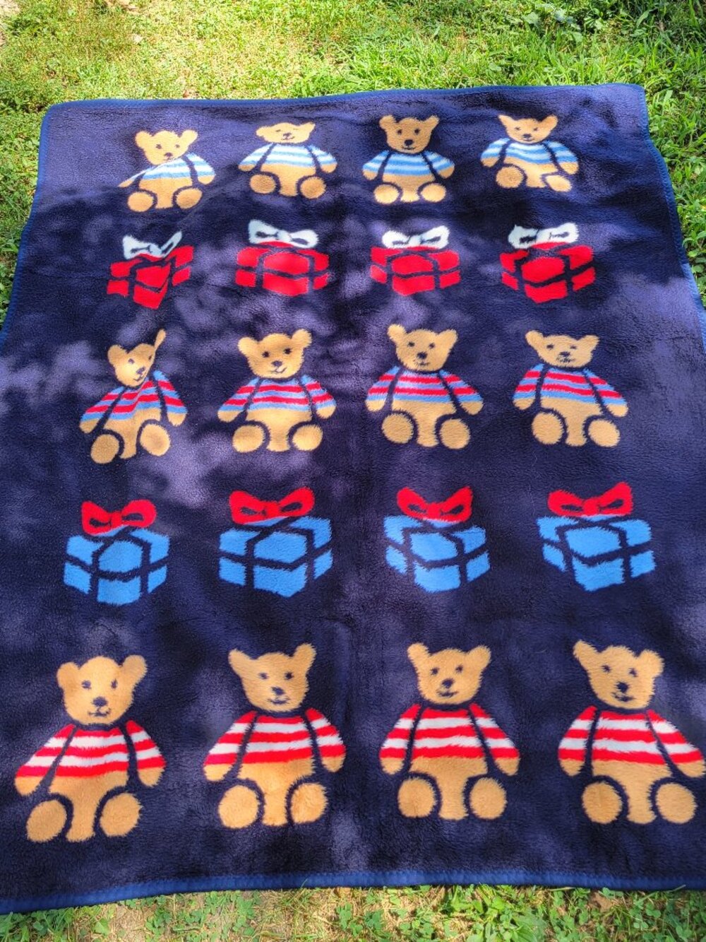 Crown Crafts Fleece Teddy Bear Blanket by Dinarsu VTG 1986 Reversible 60"x80"